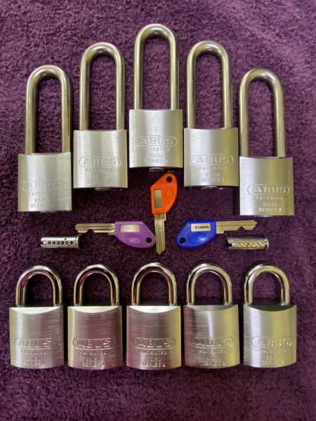   &raquo; Click to zoom ->